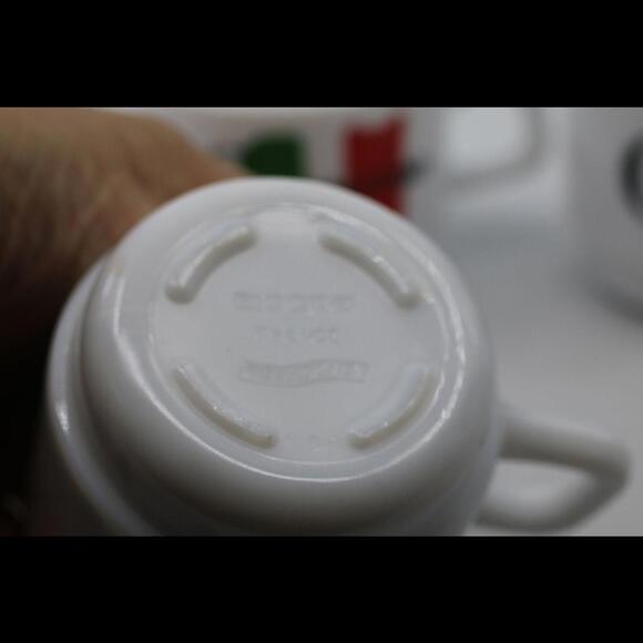 Lot of 4 Arcopal France Set of 4 Maxwell House Small Cappuccino Cups #2 - Picture 4 of 7